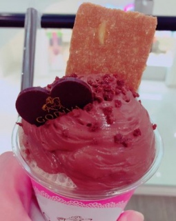 ިނ